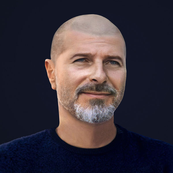 Д-р Пламен Русев